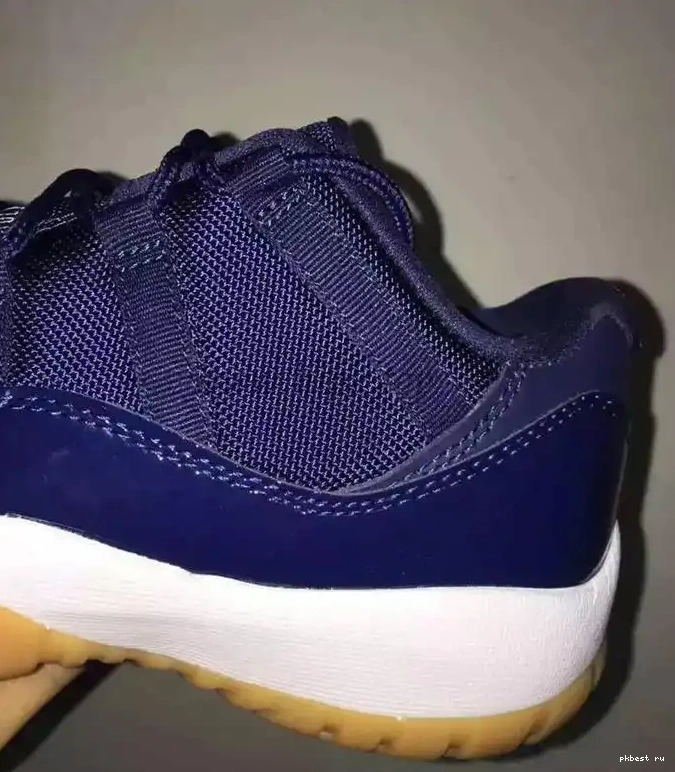 Authentic Air Navy Gum Jordan Low 11 0519